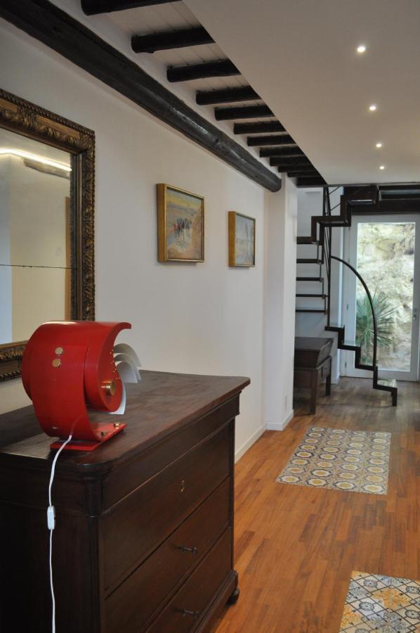 Casa Di Mario Appartamento In Centro Storico Con Due Camere Da Letto E Terrazze Каляри Екстериор снимка