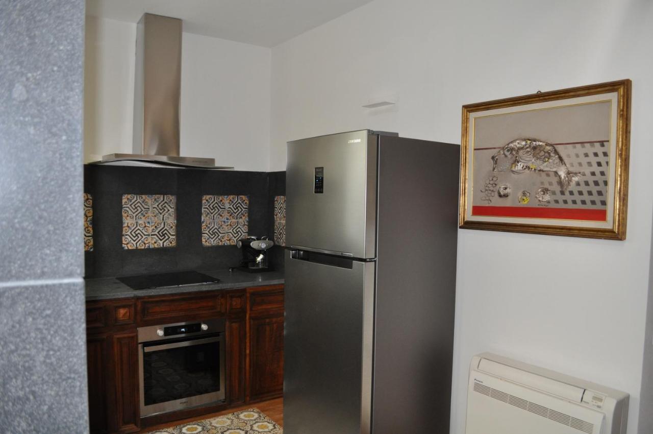 Casa Di Mario Appartamento In Centro Storico Con Due Camere Da Letto E Terrazze Каляри Екстериор снимка