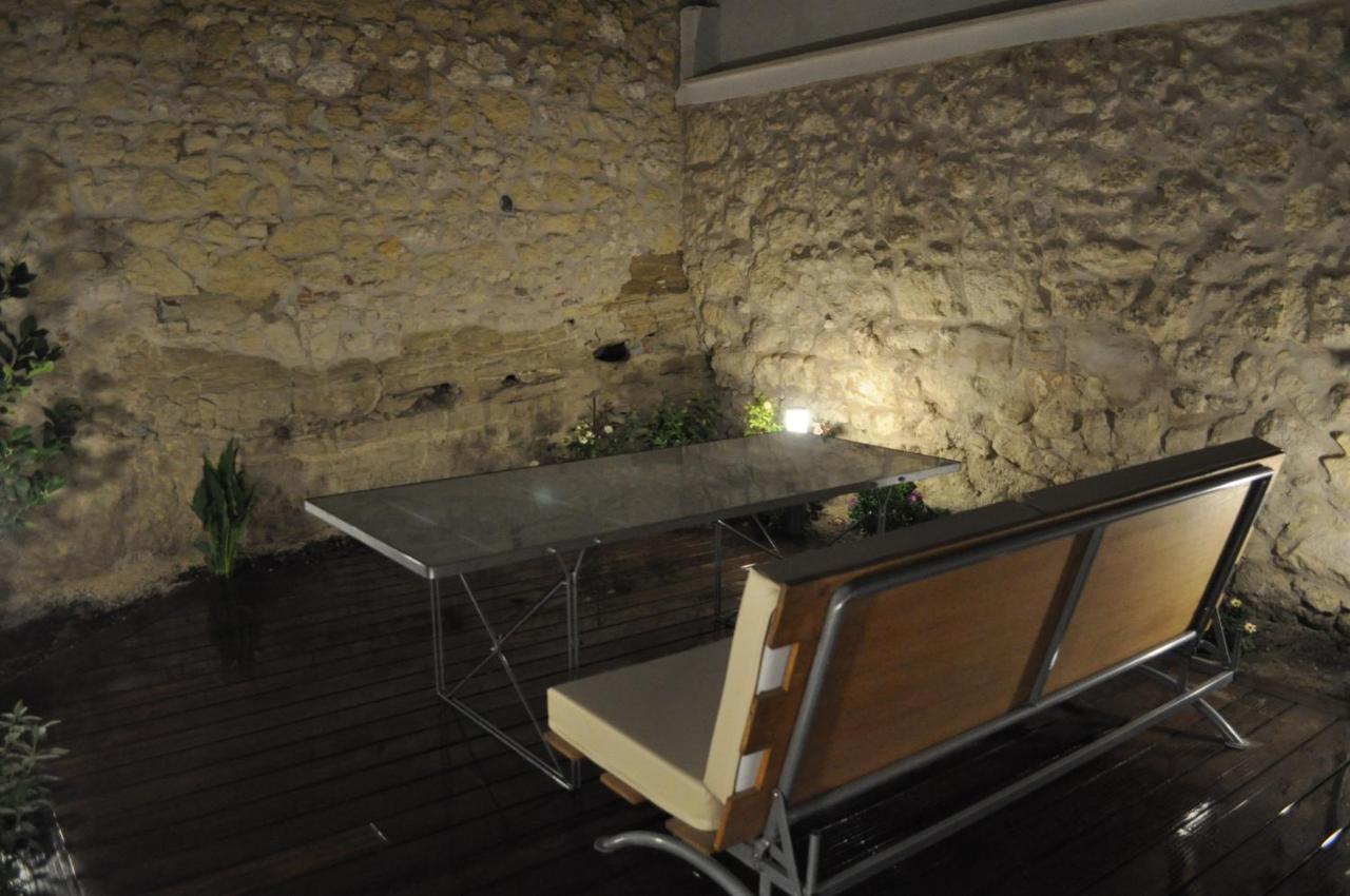 Casa Di Mario Appartamento In Centro Storico Con Due Camere Da Letto E Terrazze Каляри Екстериор снимка